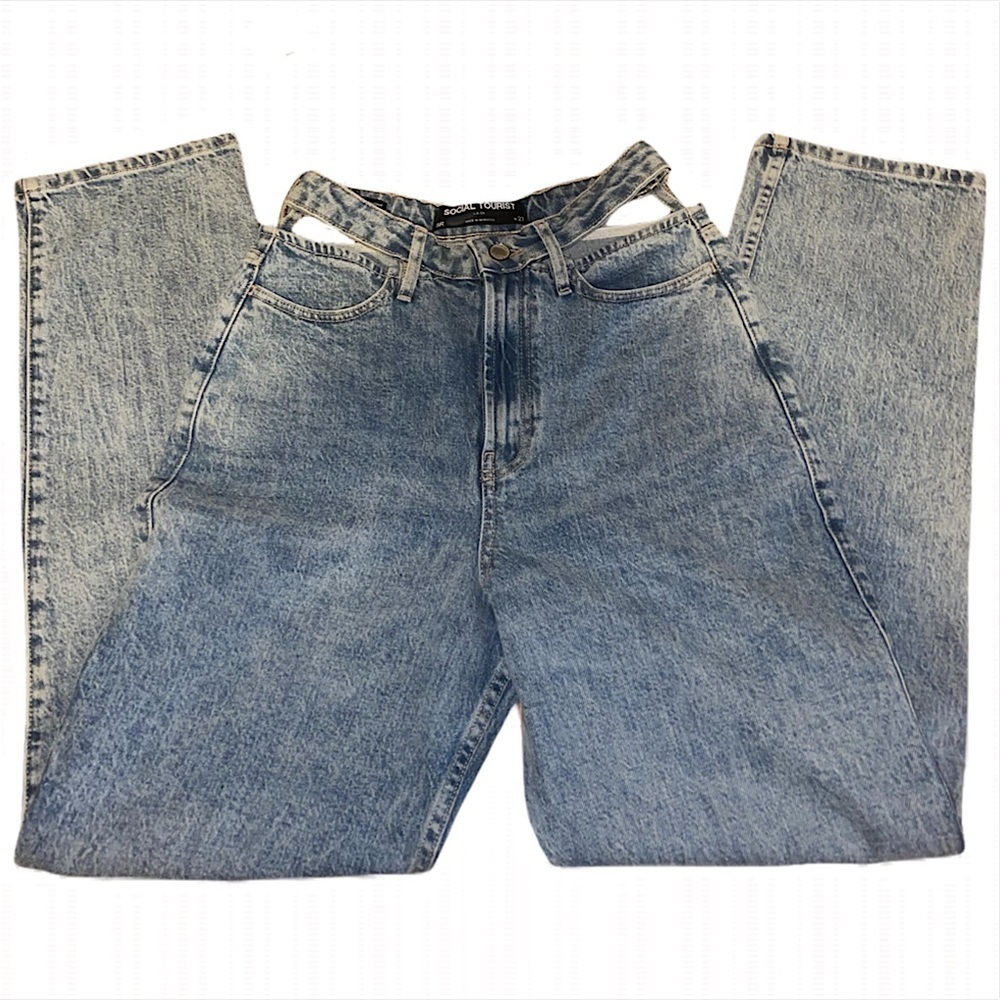 Hollister Social Tourist Blue High Rise Jeans Featuring Waist Cutouts
